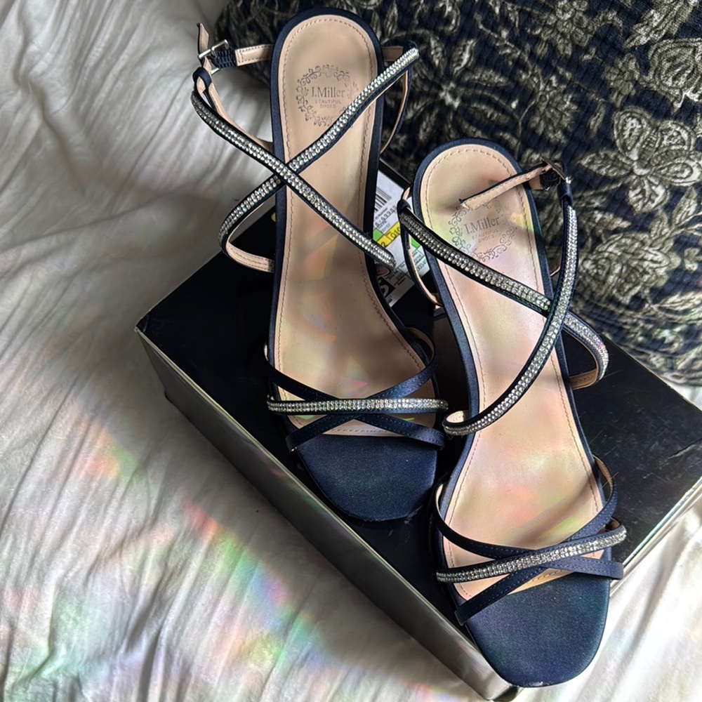 Elegant Navy Blue Strappy Heels